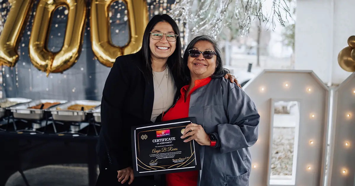 Angie Rojas in San Antonio receives award